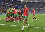 开云体育-包含斯洛文尼亚队员表现抢眼，战至点球定胜负的词条