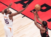 开云APP-包含疯狂进攻，防守碾压，比分胶着的较量的词条