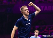 开云体育登录-瑞典运动员登上颁奖台，荣耀归来