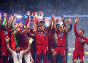 开云体育入口-热刺后卫阿尔德韦雷尔德助球队取得胜利