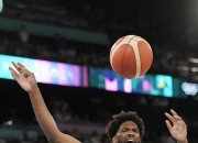 开云下载-关于独行侠击败开拓者，登顶西部榜首的信息