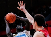 开云体育下载-外援突破瓶颈，助球队取得胜利的简单介绍