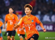 开云体育官网-精彩比赛中球队顽强逆转，最终胜出