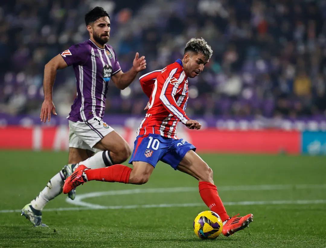 包含巴西豪取七连胜,稳居小组第一晋级淘汰赛的词条 包含巴西豪取七连胜,稳居小组第一晋级淘汰赛的词条