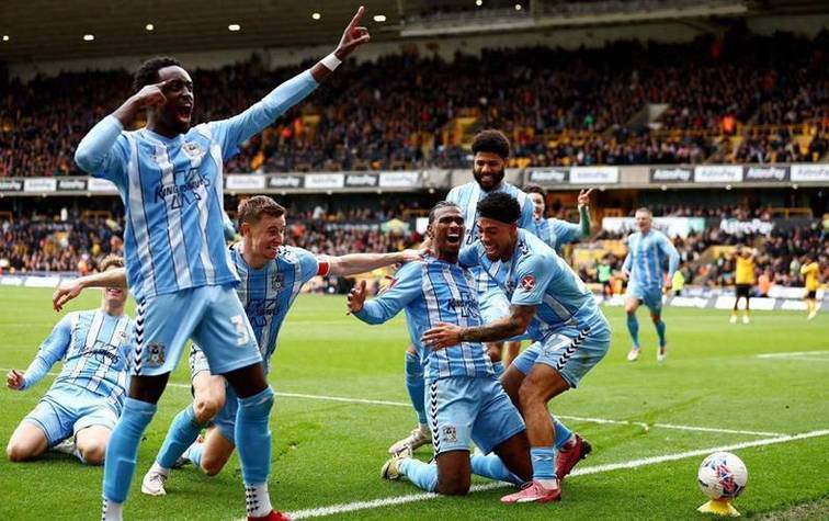 关于伯恩利主场被斯托克城逼平,难保不败的信息 关于伯恩利主场被斯托克城逼平,难保不败的信息