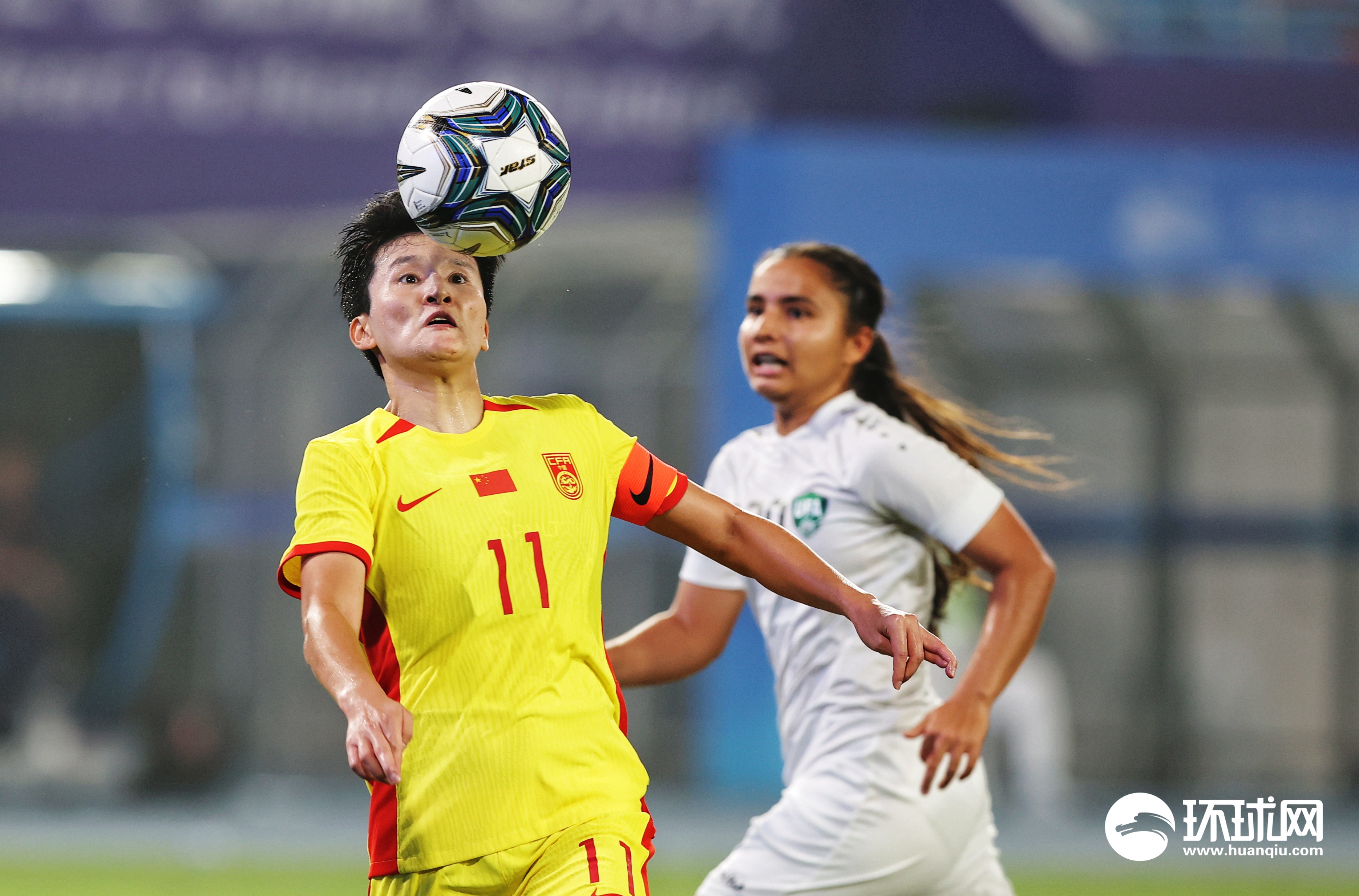 阿尔及利亚女足在比赛中展现出色 阿尔及利亚女足在比赛中展现出色