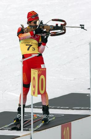 俄罗斯姑娘在射击比赛中大放异彩,勇夺金牌 俄罗斯姑娘在射击比赛中大放异彩,勇夺金牌