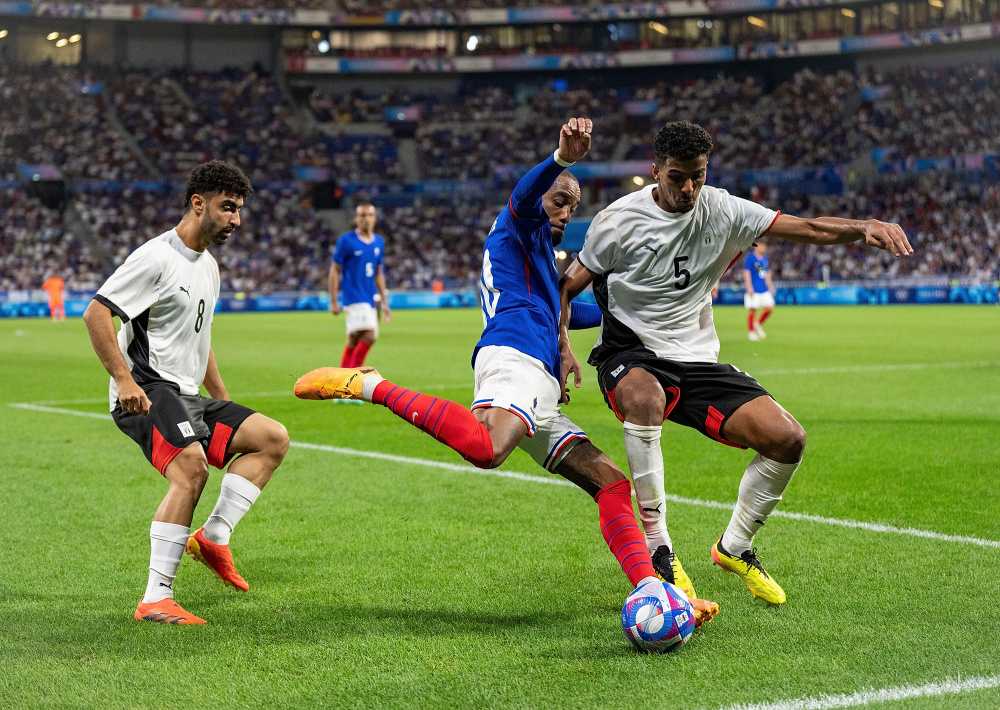 法国踢球队在比赛中展现实力 法国踢球队在比赛中展现实力