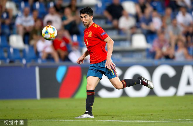 关于皇家社会新星得分，客场大胜领跑的信息