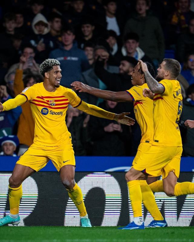 包含阿尔维斯主场战胜皇家社会,保持胜利势头的词条 包含阿尔维斯主场战胜皇家社会,保持胜利势头的词条