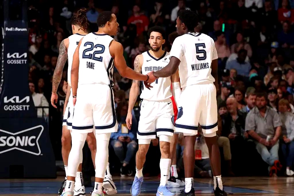 灰熊客场擒森林狼,成功结束两连败 灰熊客场擒森林狼,成功结束两连败