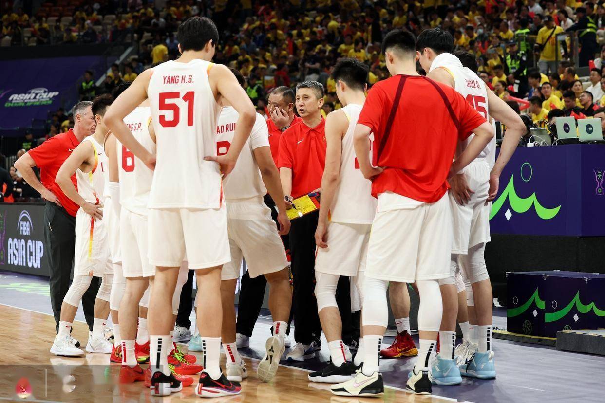 亚洲篮球赛中,中国队逆转取胜 亚洲篮球赛中,中国队逆转取胜