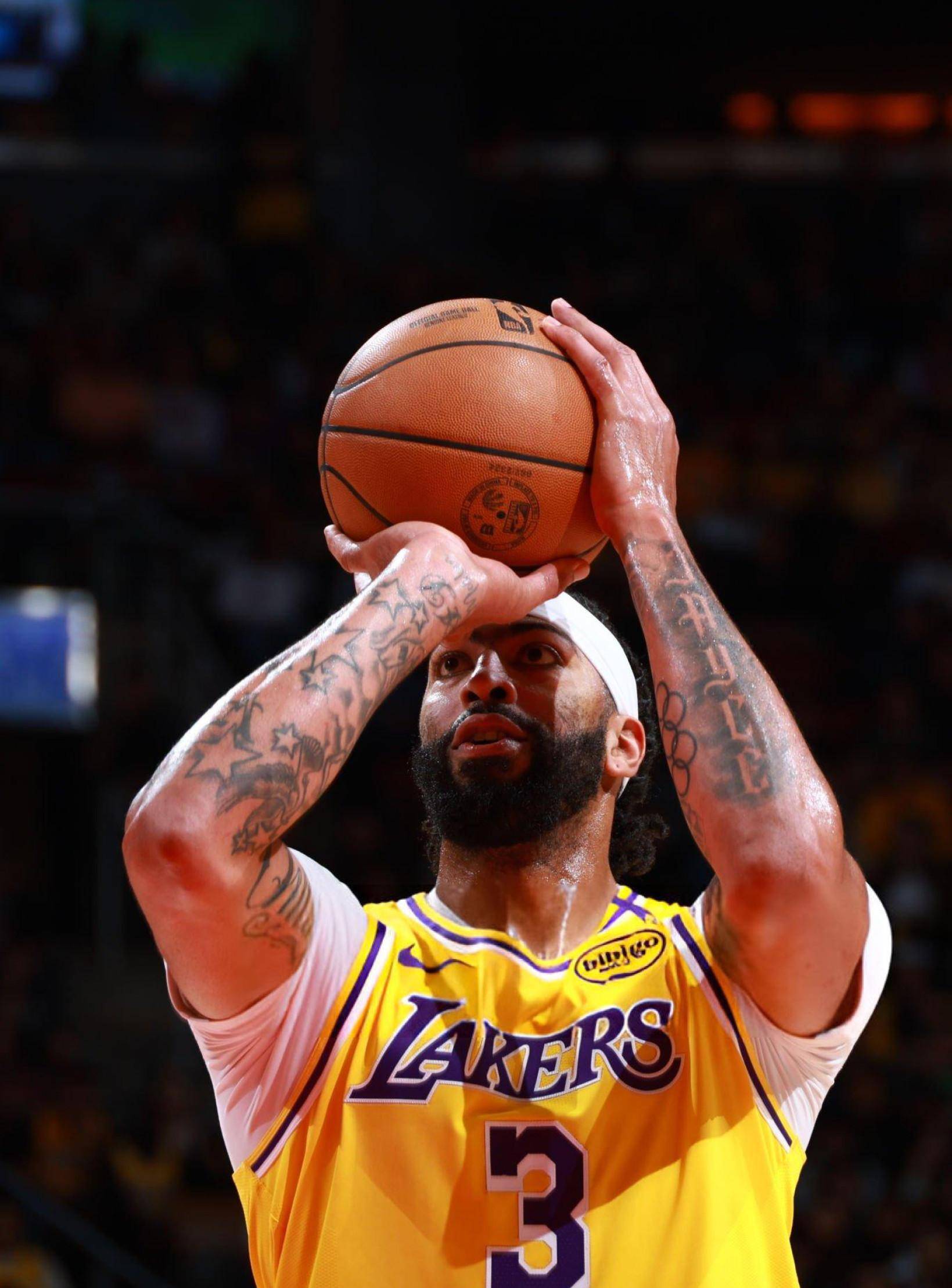 猛龙逆转湖人，西亚卡姆终场绝杀