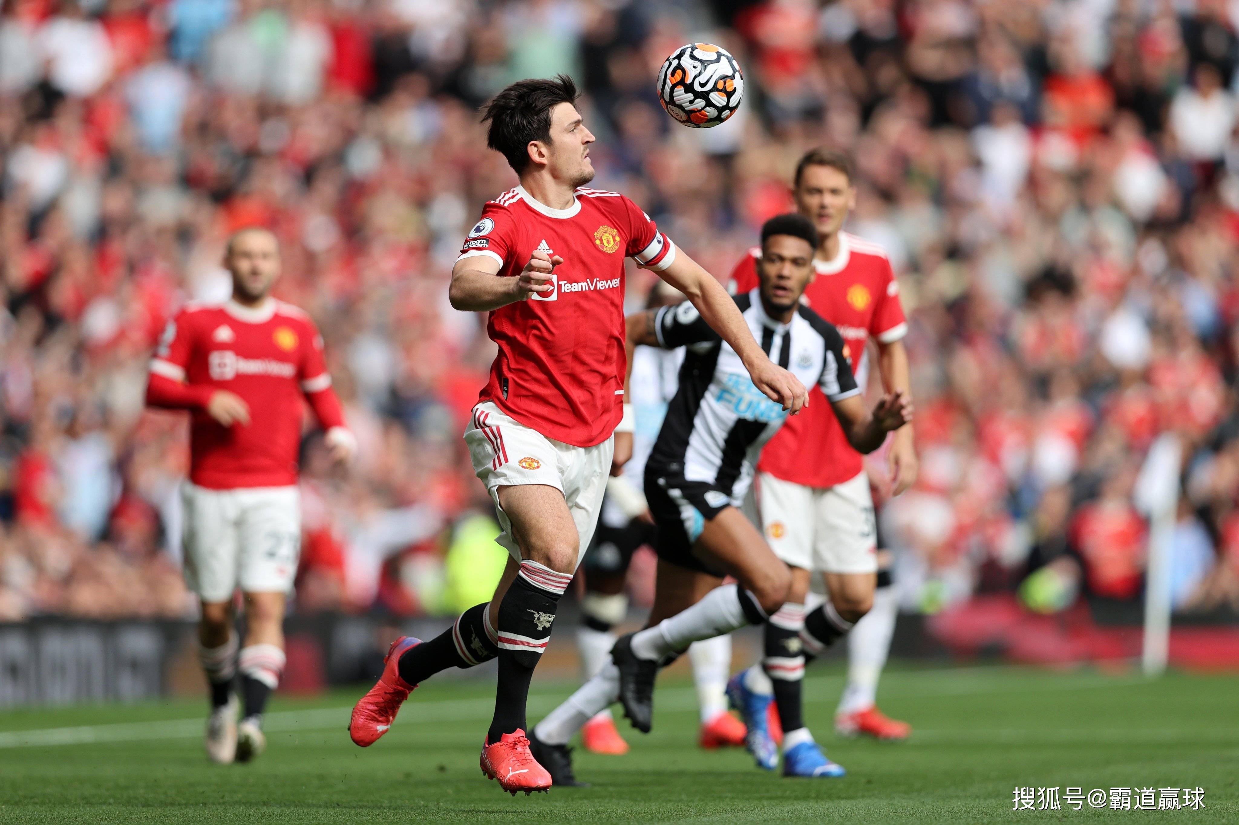 英超:曼联主场战胜对手,迎来连胜 英超:曼联主场战胜对手,迎来连胜