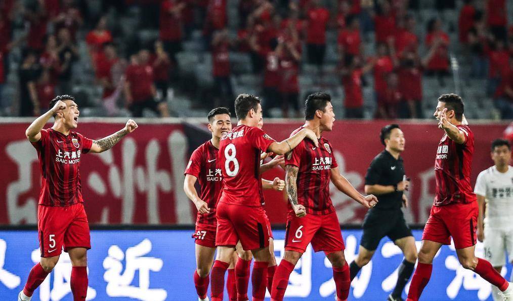 上港客场击败苏宁,积分连胜四轮登顶 上港客场击败苏宁,积分连胜四轮登顶