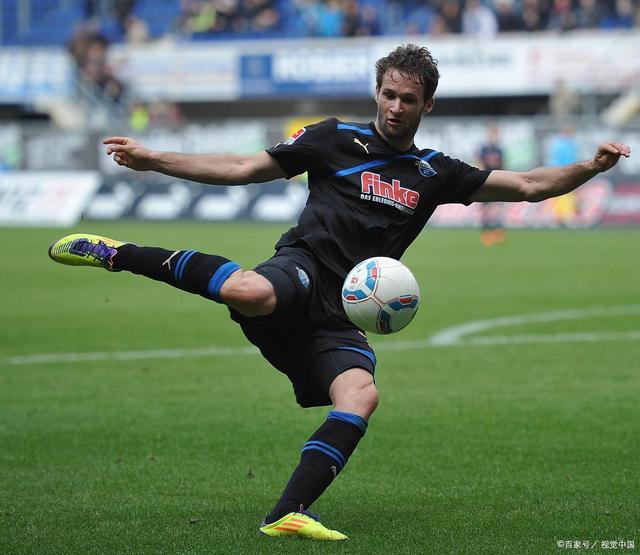 卡尔斯鲁厄坚守不败,稳步提升排名的简单介绍 卡尔斯鲁厄坚守不败,稳步提升排名的简单介绍