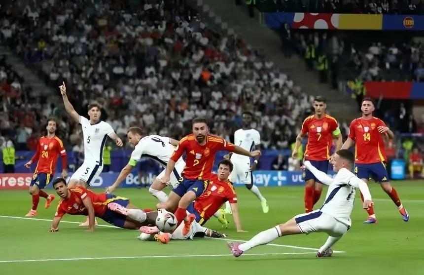 西班牙继续保持不败战绩，成功晋级欧洲杯