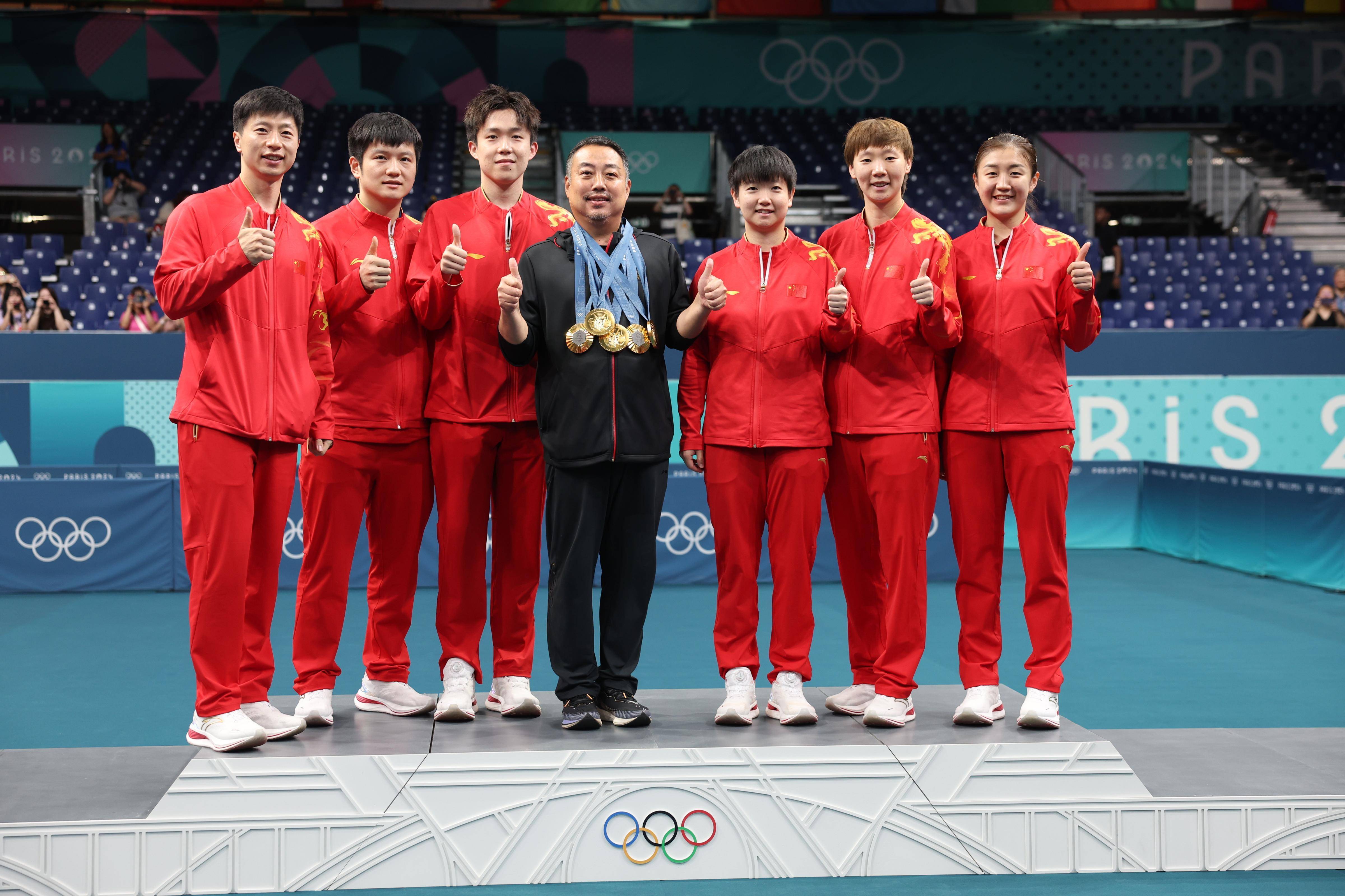 刘国梁的伤退让粉丝激烈的简单介绍 刘国梁的伤退让粉丝激烈的简单介绍