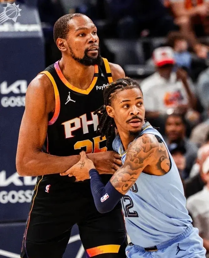 关于雄鹿轻取火箭，约基奇砍下全场最高38分的信息