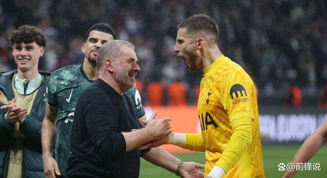 包含水晶宫主帅提醒球员保持专注,备战下场比赛的词条 包含水晶宫主帅提醒球员保持专注,备战下场比赛的词条