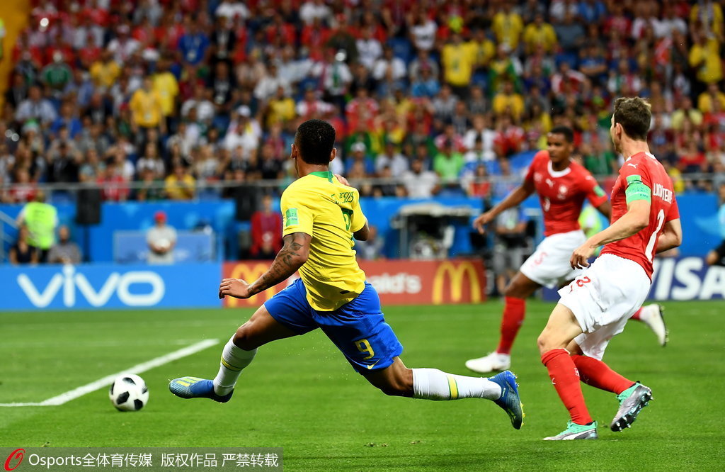 比利时后卫上演帽子戏法帮助球队击败强敌的简单介绍 比利时后卫上演帽子戏法帮助球队击败强敌的简单介绍