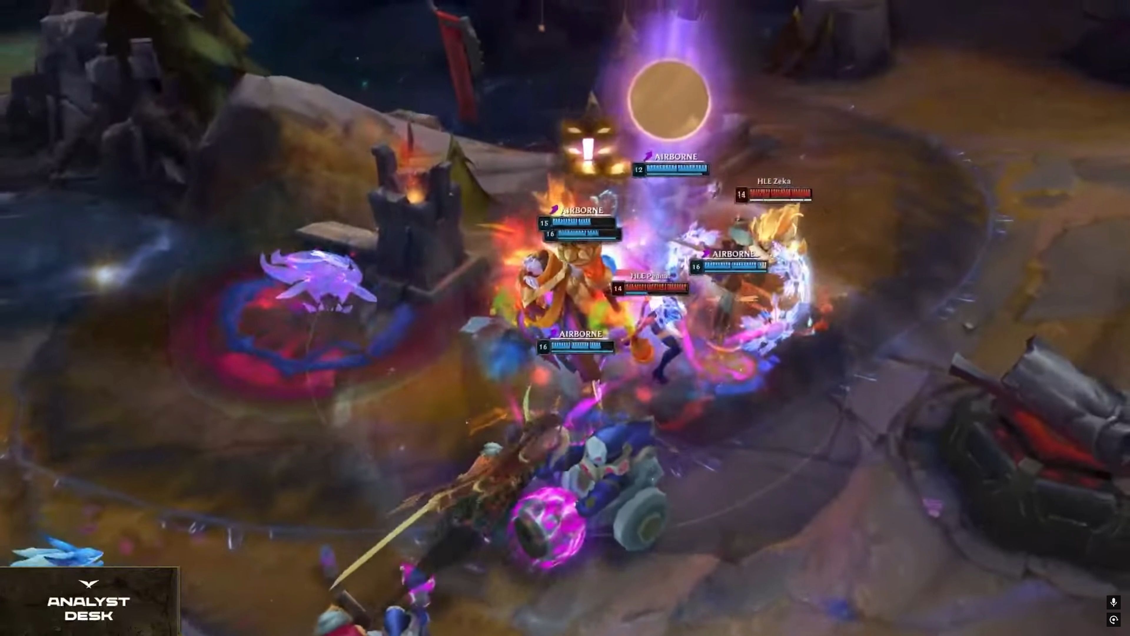 FNC翻盘HLE,Deft团战一打五八强赛3:1(北京) FNC翻盘HLE,Deft团战一打五八强赛3:1(北京)