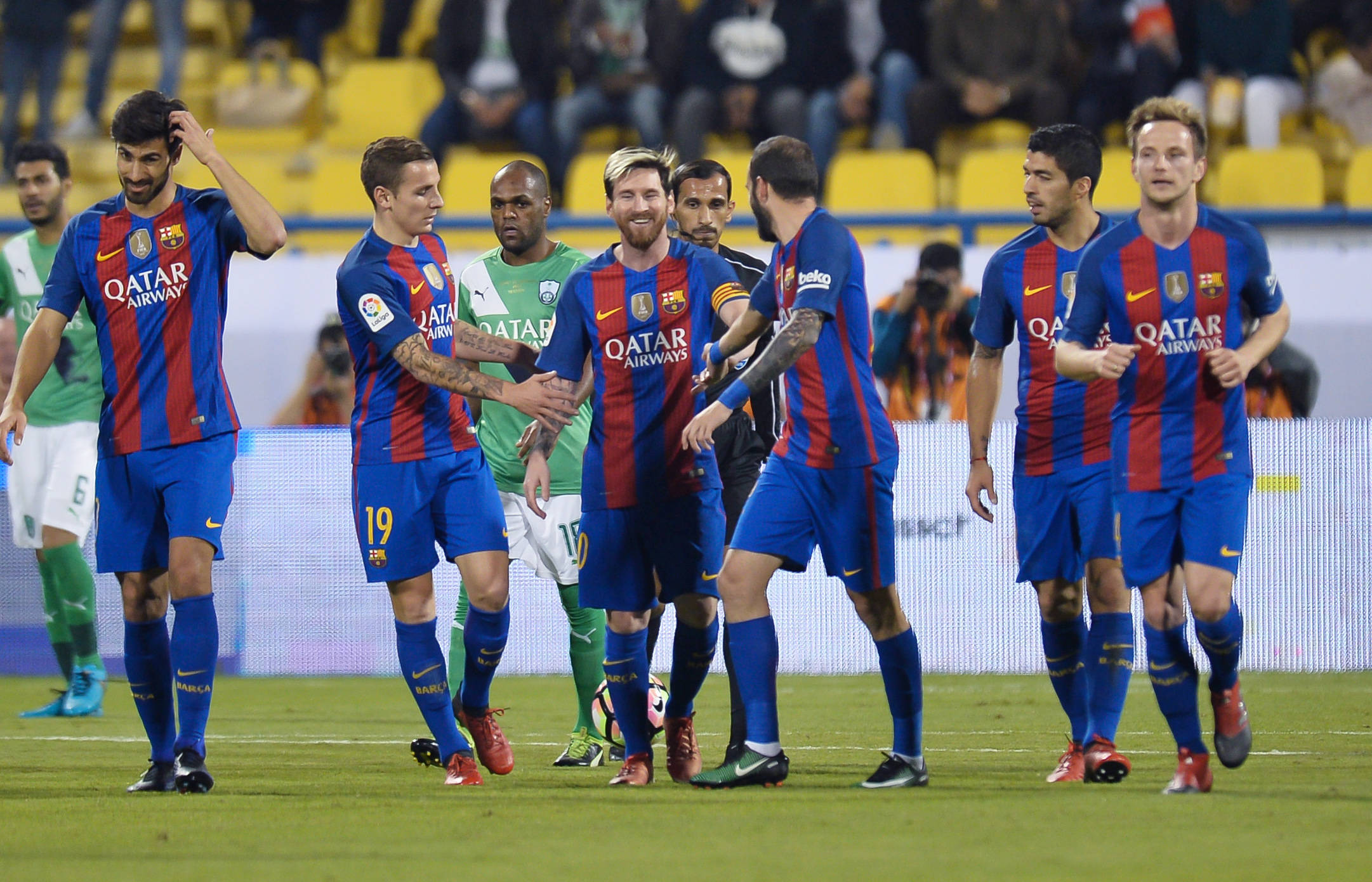 巴塞罗那确定将派出强大首发阵容对阵对手 巴塞罗那确定将派出强大首发阵容对阵对手