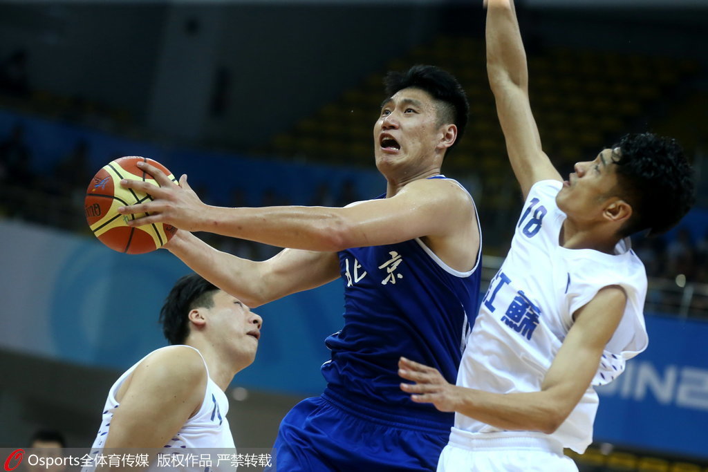 江苏男篮战胜海南队,排名有所提升 江苏男篮战胜海南队,排名有所提升