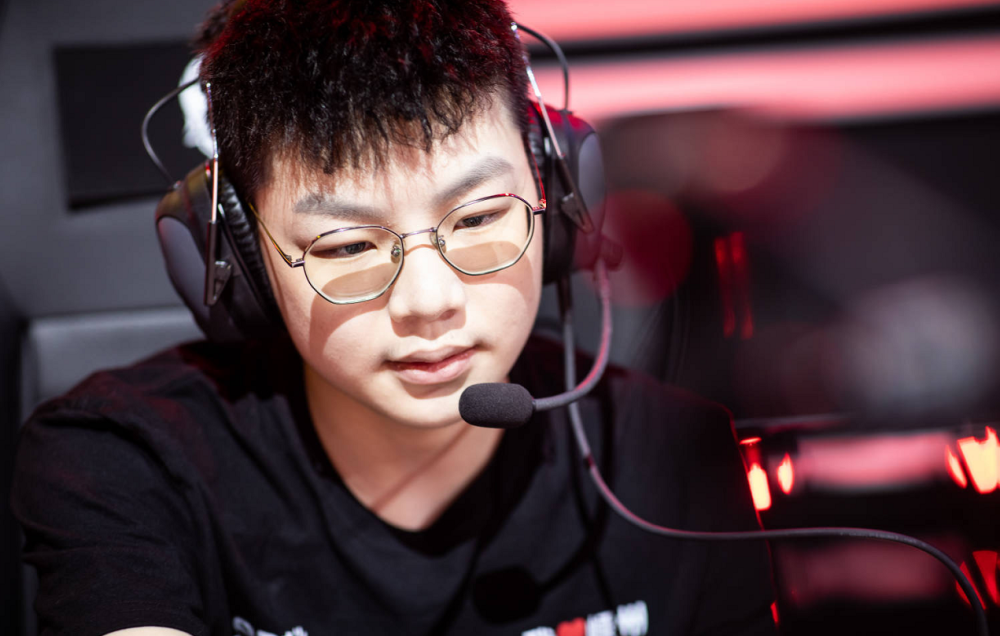 关于强强对决即将上演,胜负难料的信息 关于强强对决即将上演,胜负难料的信息