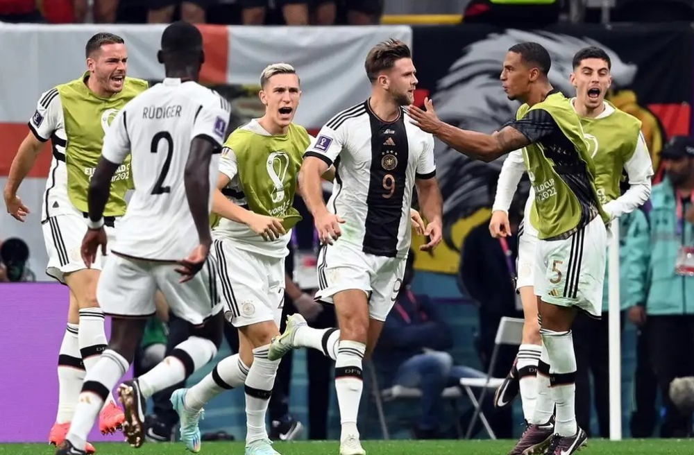 德国连扳两球逼平瑞典,成功晋级欧锦赛决赛的简单介绍 德国连扳两球逼平瑞典,成功晋级欧锦赛决赛的简单介绍