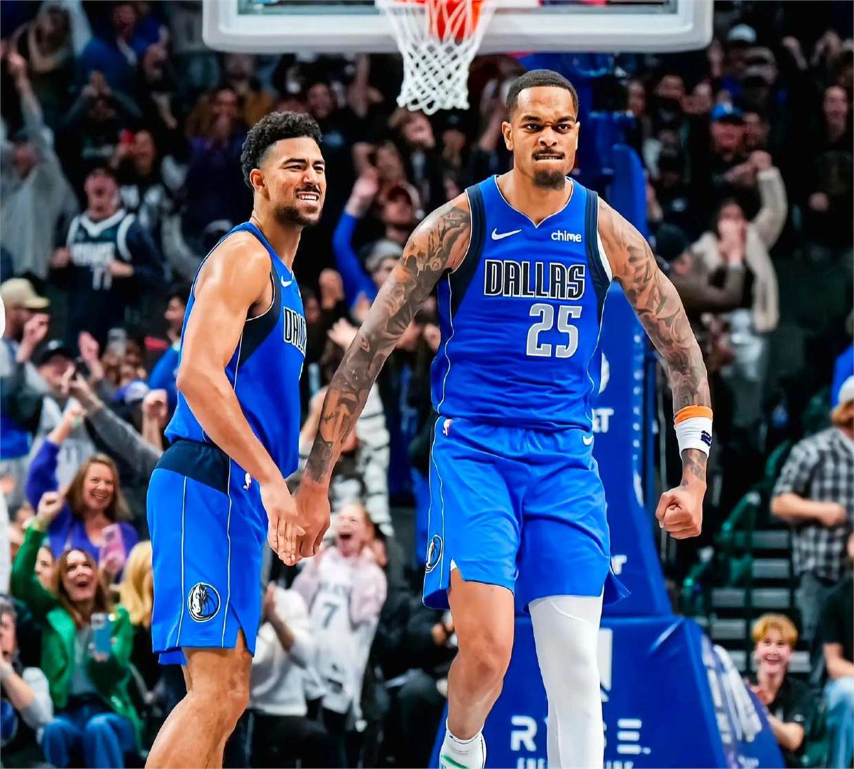 独行侠碾压雄鹿，克莱扛起全队